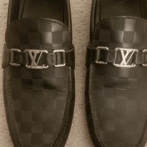Moccasins by Louis Vuitton size 9